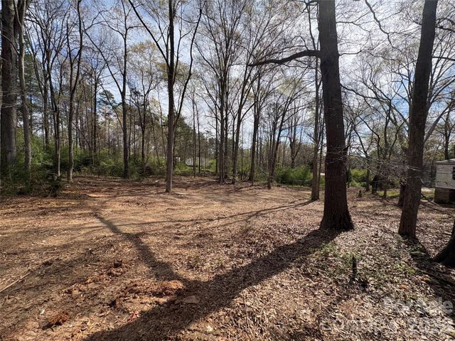 2137 Plumcrest Lane, Clover, SC 29710