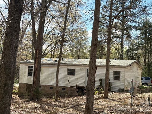 2137 Plumcrest Lane, Clover, SC 29710