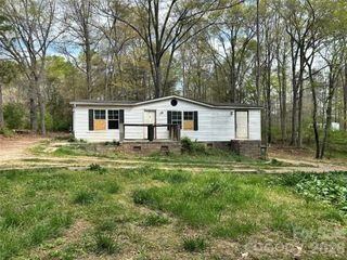2137 Plumcrest Lane, Clover, SC 29710