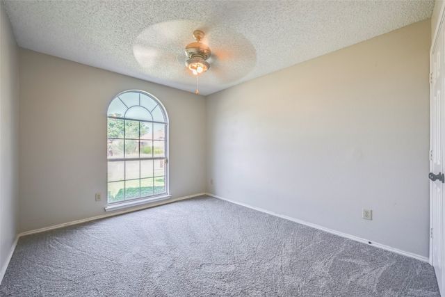 5301 Rio Bravo Drive, Arlington, TX 76017