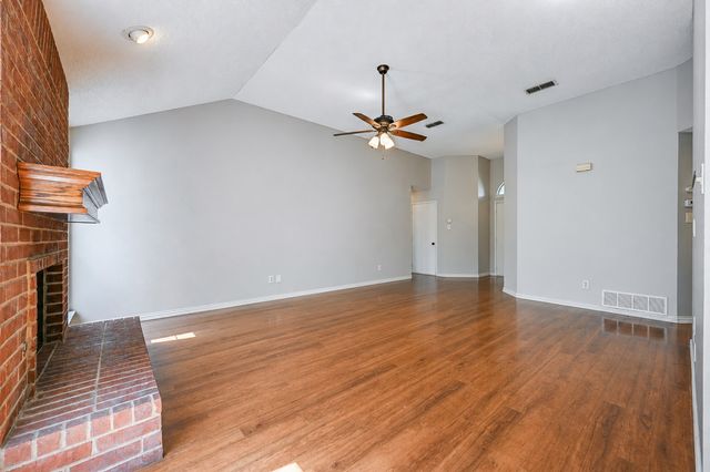 5301 Rio Bravo Drive, Arlington, TX 76017