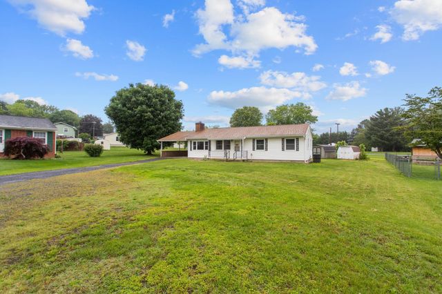 241 WALNUT DR, Timberville, VA 22853