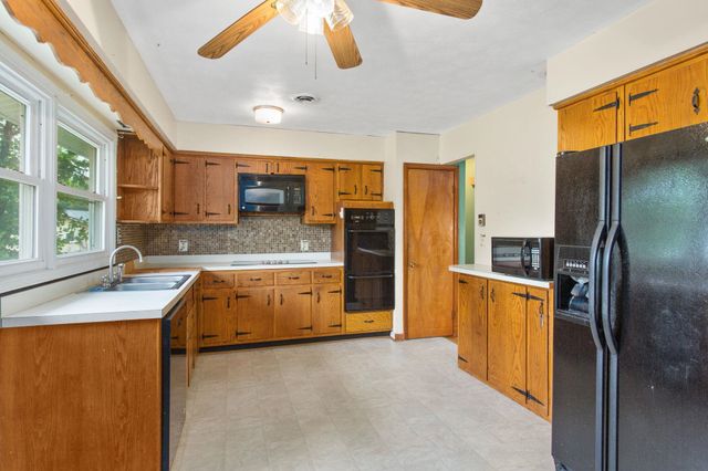 241 WALNUT DR, Timberville, VA 22853