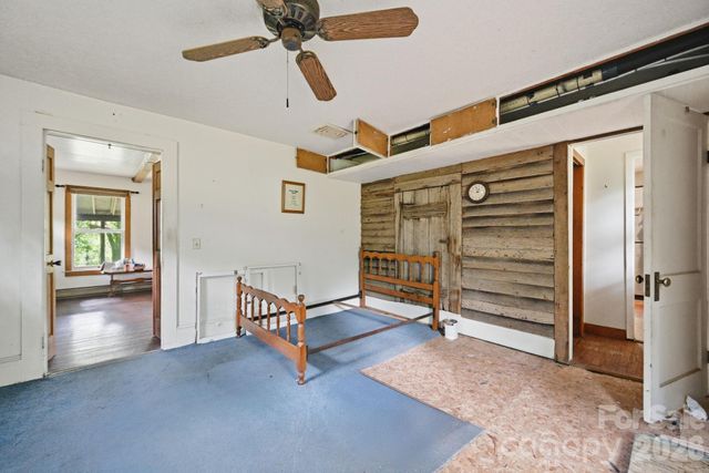 71 Warrior Road, Newland, NC 28657