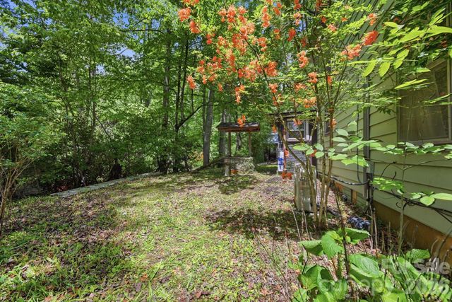71 Warrior Road, Newland, NC 28657