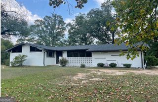 1027 Goza Road, Fayetteville, GA 30215