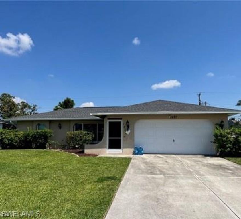 1427 SE 22nd ST, Cape Coral, FL 33990