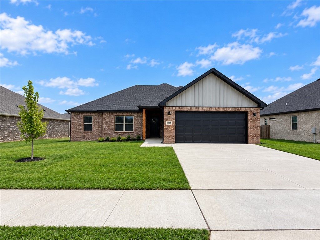 1036 Parker Lane, Pea Ridge, AR 72751