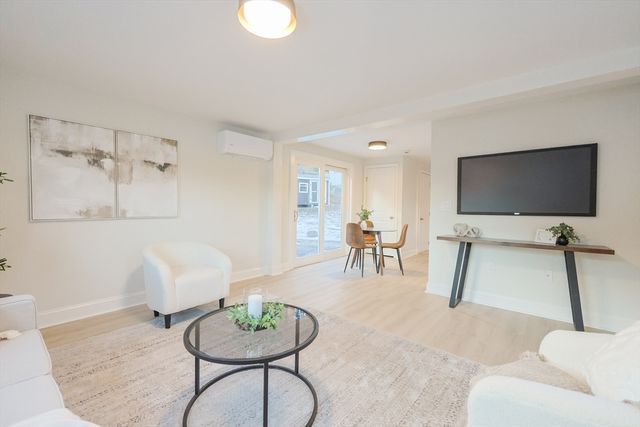 143 Grove St, Clinton, MA 01510