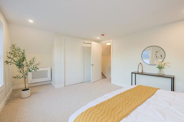 143 Grove St, Clinton, MA 01510