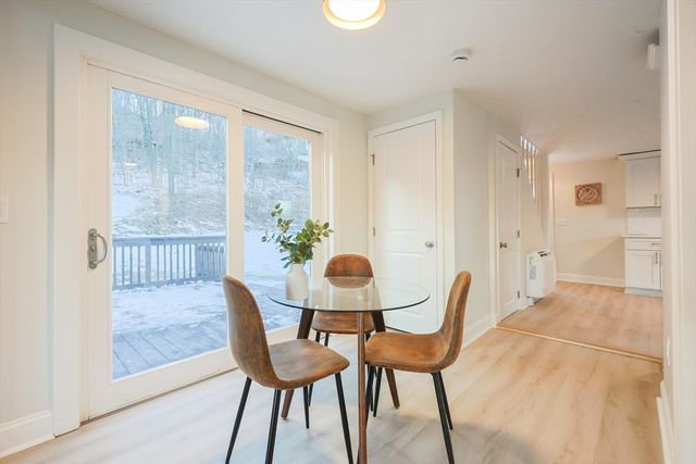 143 Grove St, Clinton, MA 01510