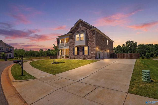 8129 SW Tupelo Gum Trace, Huntsville, AL 35802