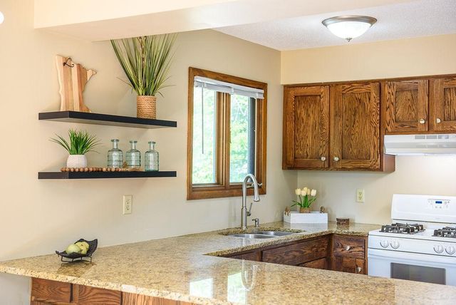1088 Whitney Drive, Apple Valley, MN 55124