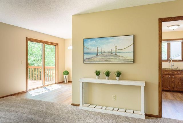 1088 Whitney Drive, Apple Valley, MN 55124