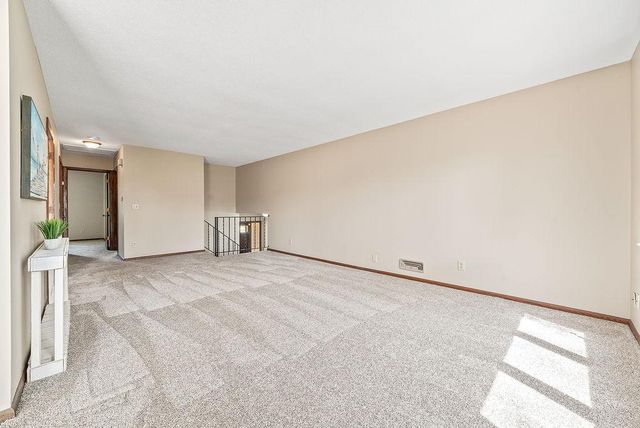 1088 Whitney Drive, Apple Valley, MN 55124