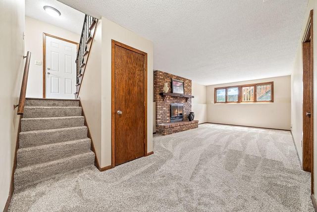 1088 Whitney Drive, Apple Valley, MN 55124