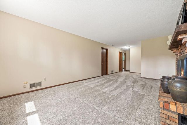1088 Whitney Drive, Apple Valley, MN 55124