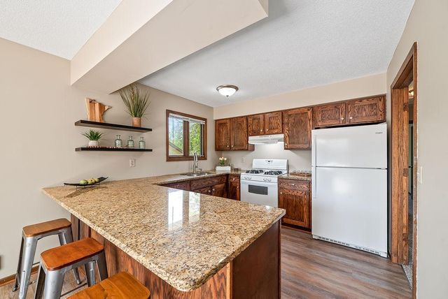 1088 Whitney Drive, Apple Valley, MN 55124