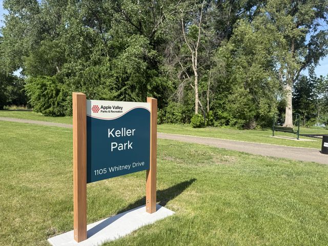 1088 Whitney Drive, Apple Valley, MN 55124