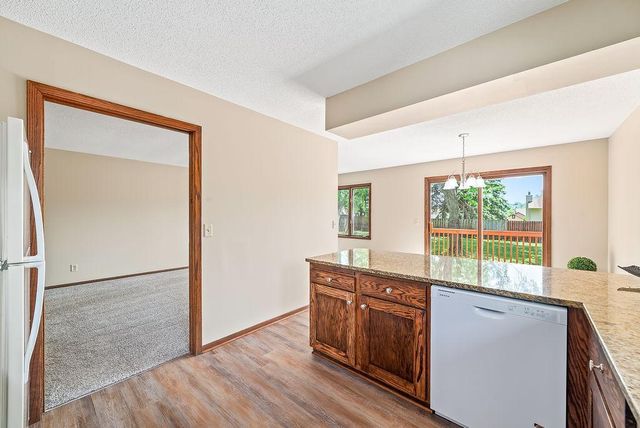 1088 Whitney Drive, Apple Valley, MN 55124