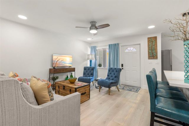 415 MAPLE WAY A & B, Safety Harbor, FL 34695