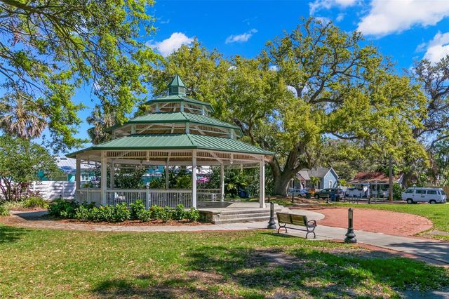 415 MAPLE WAY A & B, Safety Harbor, FL 34695