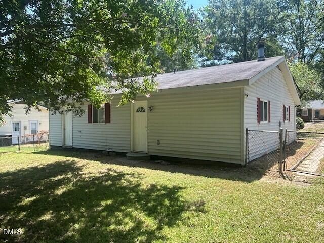 1213 Seabrook Road, Raleigh, NC 27610