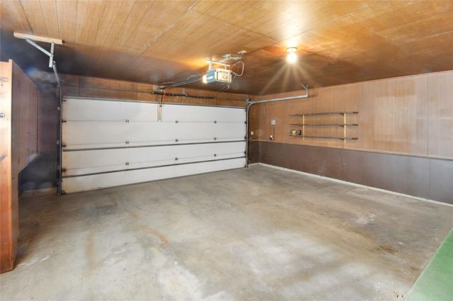 801 Sherwood Lane, Bovina, TX 79009