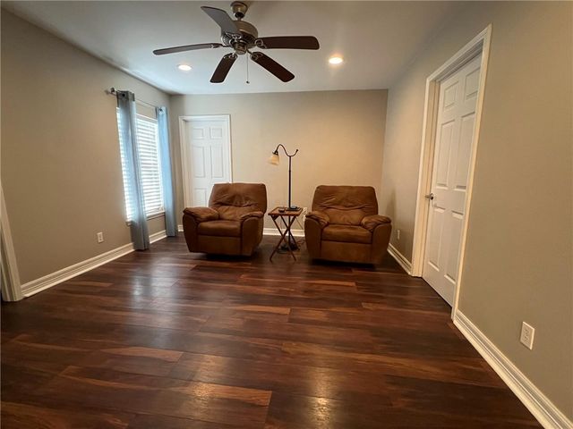 6617 FM 882, Pawnee, TX 78119