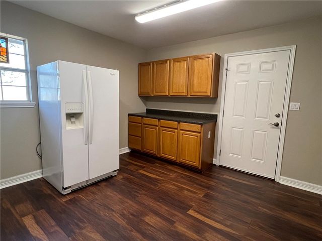 6617 FM 882, Pawnee, TX 78119