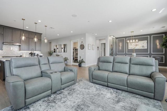 1158 Crescent Avenue, Manteca, CA 95336