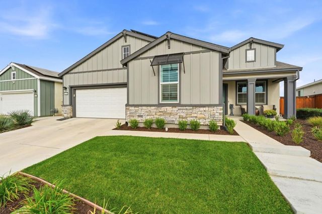 1158 Crescent Avenue, Manteca, CA 95336