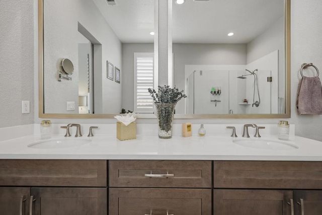1158 Crescent Avenue, Manteca, CA 95336
