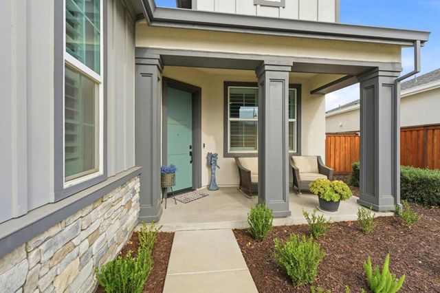1158 Crescent Avenue, Manteca, CA 95336