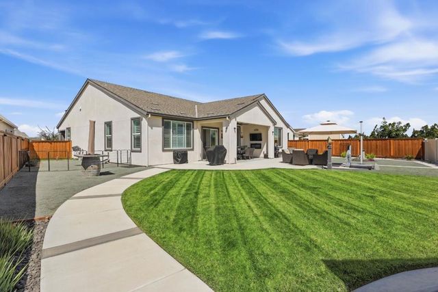 1158 Crescent Avenue, Manteca, CA 95336