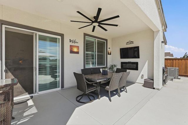 1158 Crescent Avenue, Manteca, CA 95336