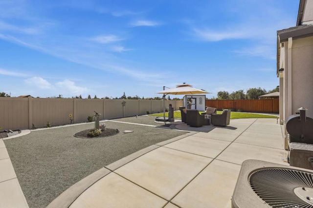 1158 Crescent Avenue, Manteca, CA 95336