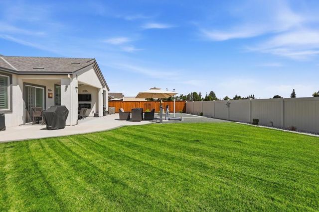 1158 Crescent Avenue, Manteca, CA 95336