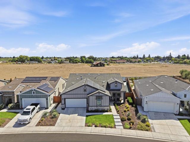 1158 Crescent Avenue, Manteca, CA 95336
