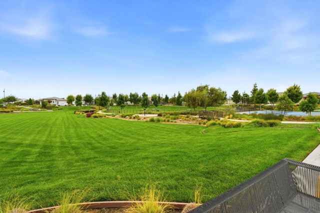 1158 Crescent Avenue, Manteca, CA 95336