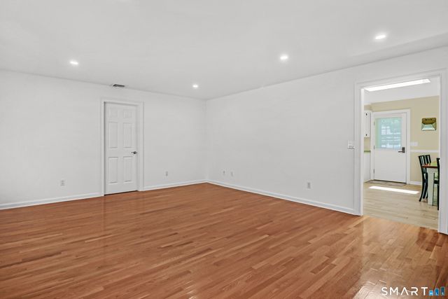8 Woodchuck Court, Norwalk, CT 06854