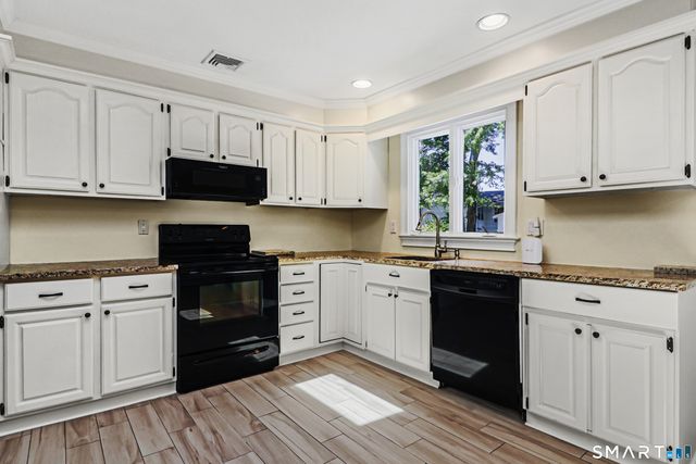 8 Woodchuck Court, Norwalk, CT 06854