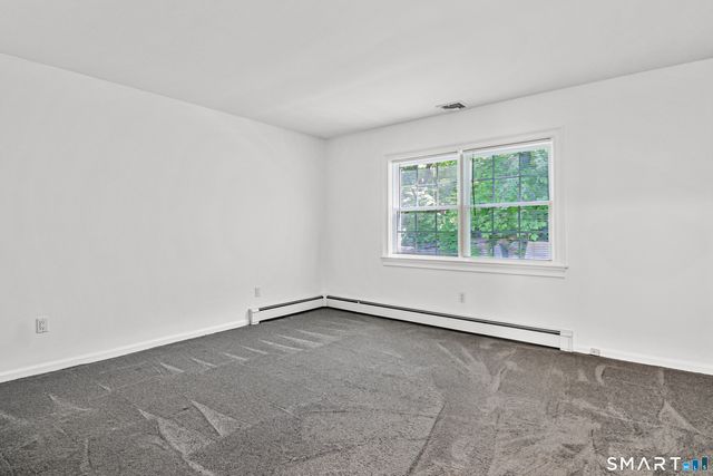 8 Woodchuck Court, Norwalk, CT 06854