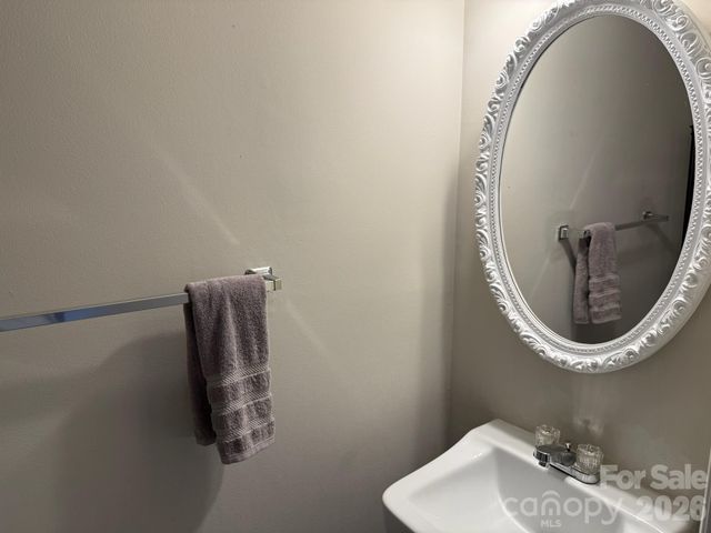 7301 Pebblestone Drive Apt D, Charlotte, NC 28212