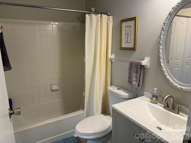 7301 Pebblestone Drive Apt D, Charlotte, NC 28212