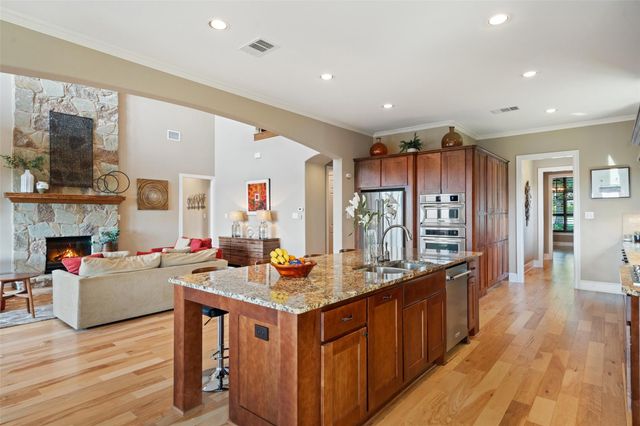 732 Santaluz PATH, Austin, TX 78732