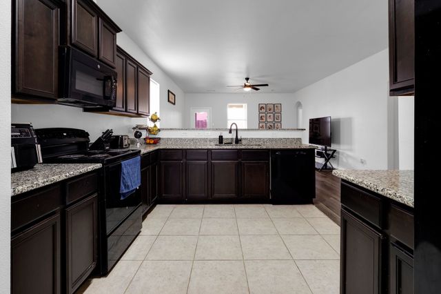 139 Alamo Way, Venus, TX 76084