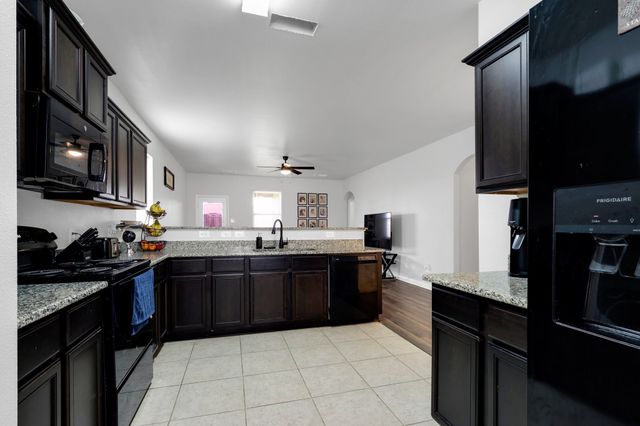 139 Alamo Way, Venus, TX 76084