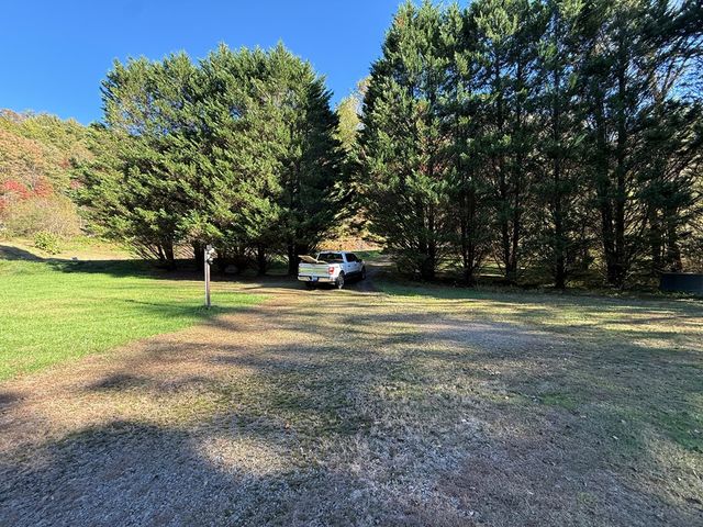 3335 Upper Peachtree Road, Murphy, NC 28906
