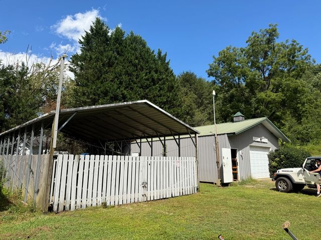 3335 Upper Peachtree Road, Murphy, NC 28906